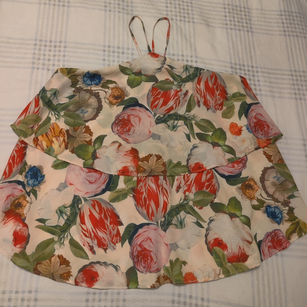 Top, size XS, multi color roses